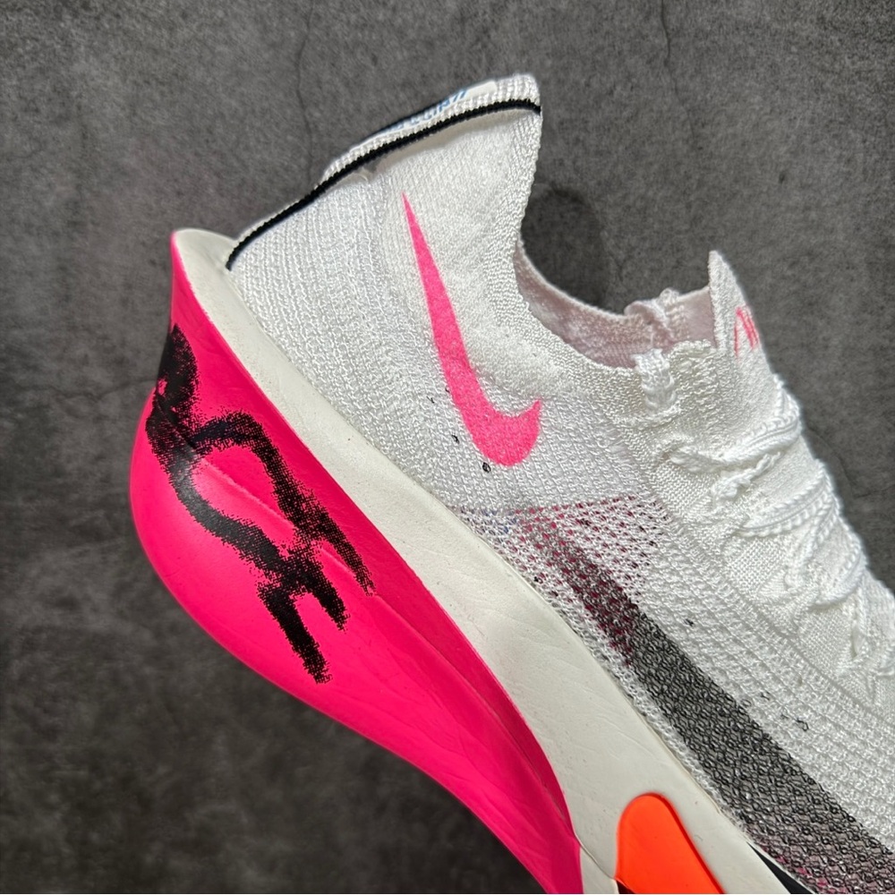 Nike Air Zoom Alphafly NEXT %3 - Picture 5 of 9